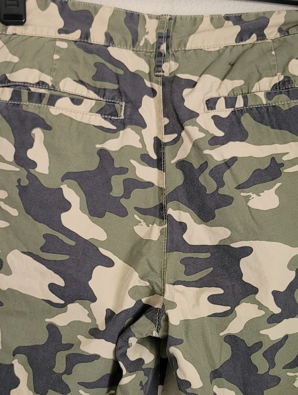Aeropostale Double-sided shorts, camouflage and Tan Geometric-Print Men’s - Picture 6 of 7